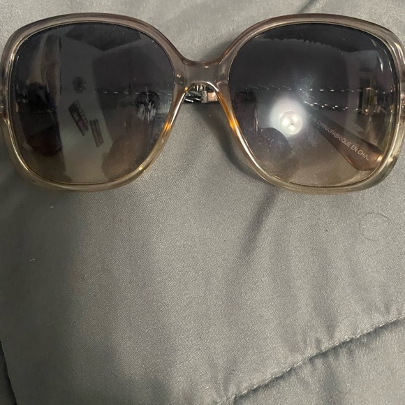Accessories - Sunglasses